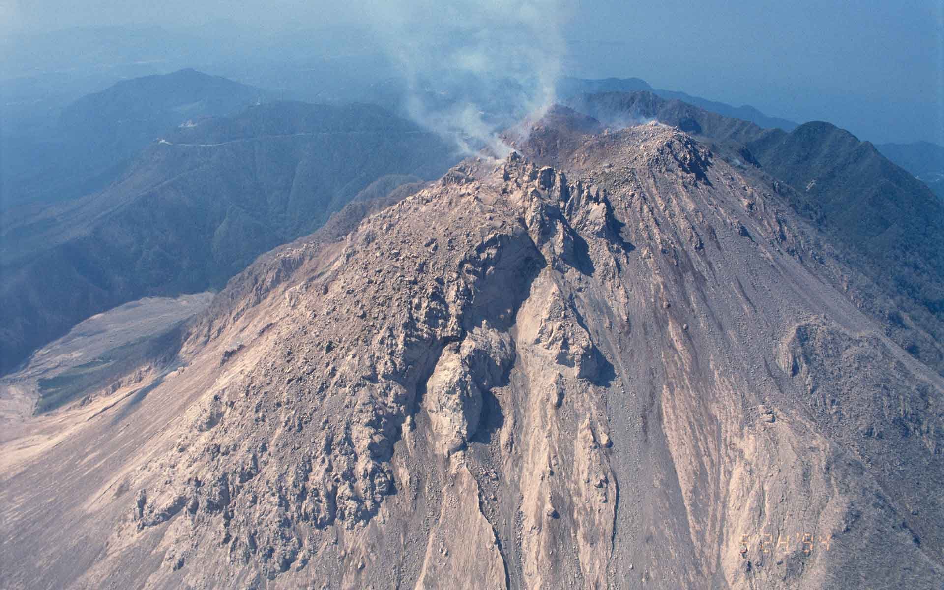 🌋 헤이세이 신산 (헤이세이신잔)